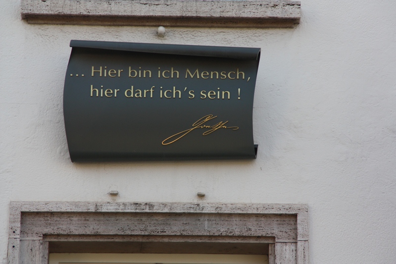 Goethe überall...