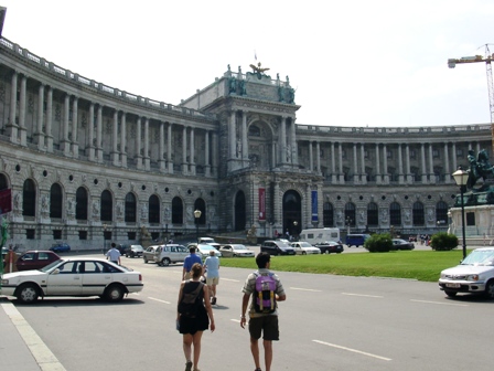 Heldenplatz und Neue Hofburg